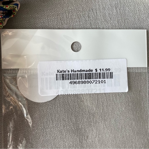 Kate’s handmade scrunchie - Picture 3 of 3